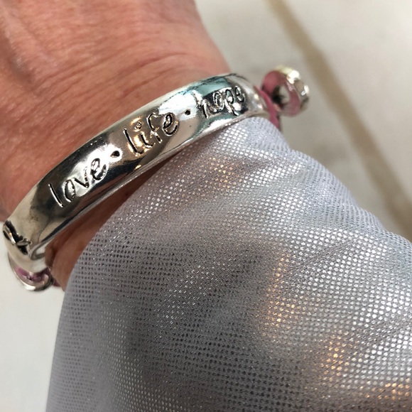3/$20 LOVE LIFE HOPE Cancer Awareness Bracelet - Picture 8 of 8
